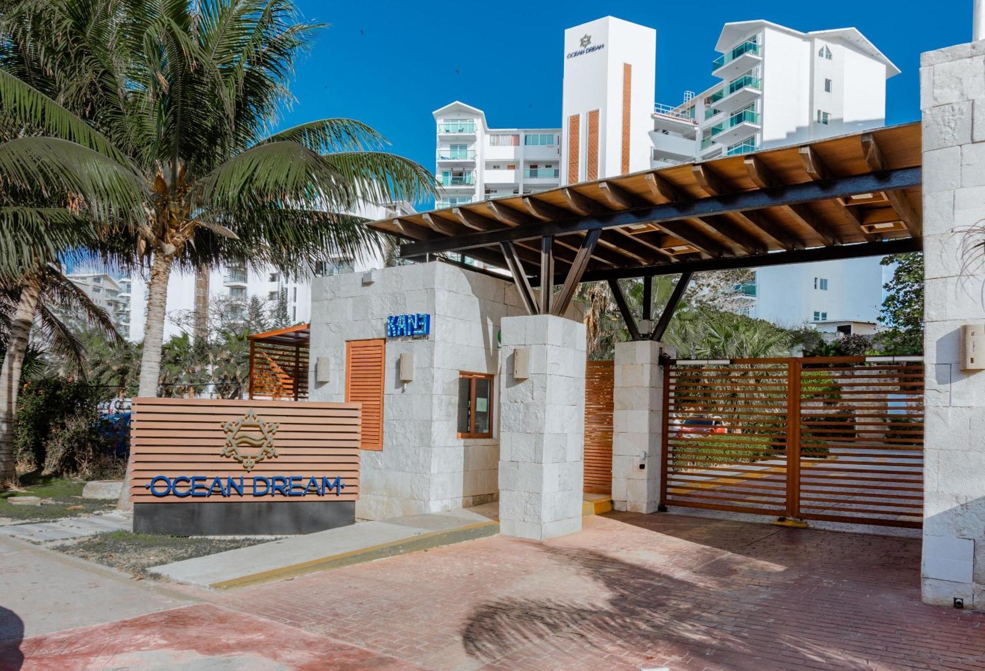 The Ocean Vibes Suites By Casa Paraiso Cancún Esterno foto