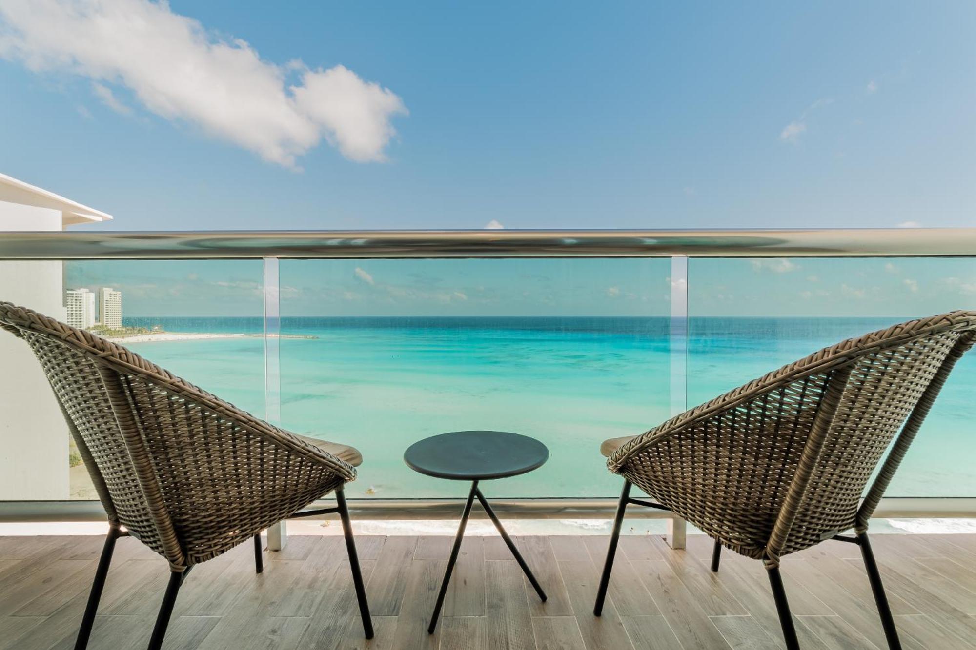 The Ocean Vibes Suites By Casa Paraiso Cancún Esterno foto