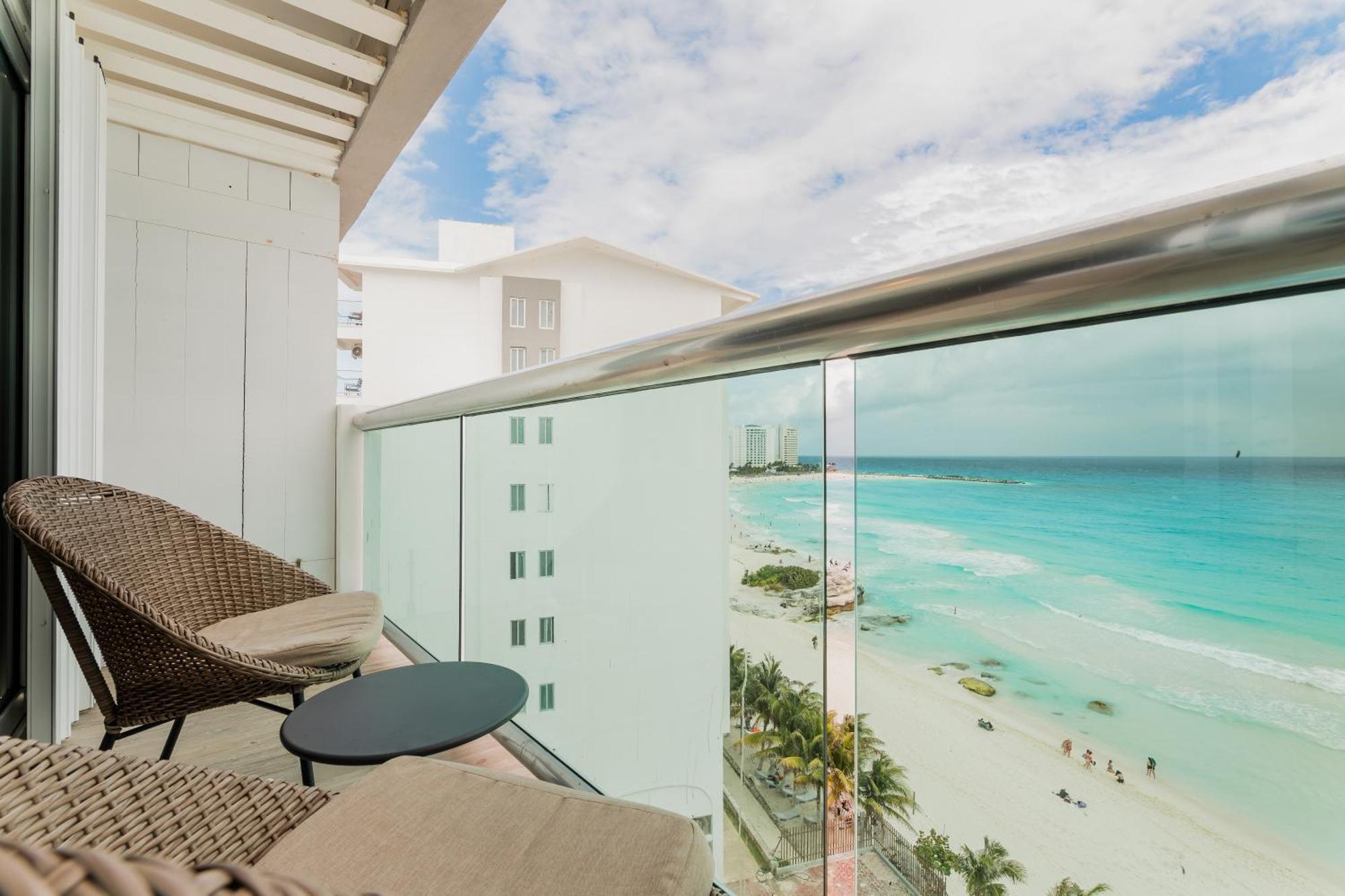 The Ocean Vibes Suites By Casa Paraiso Cancún Esterno foto